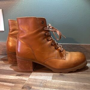 OTBT Cognac Leather Lace Up Combat Boots Side Zip Lug Sole Women’s Size 7